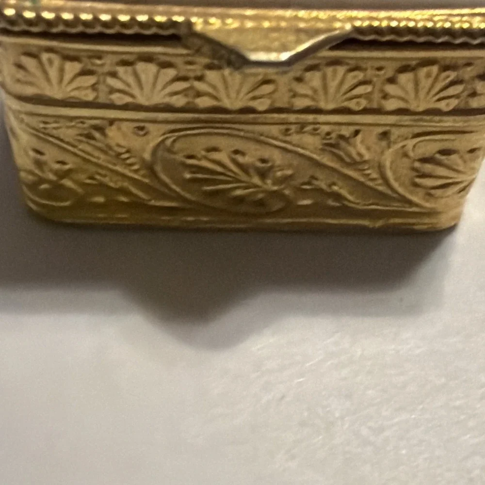 N/A this antique
